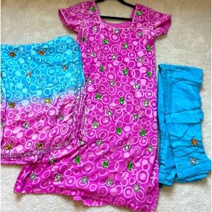 Three piece Indian suit salwar set